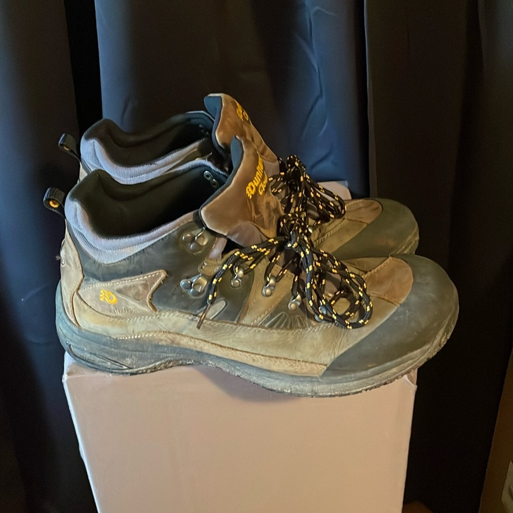 Dunham cloud men’s, hiking boots, size 14 2E